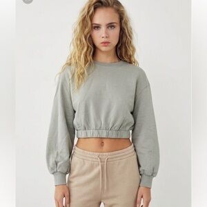 New Zara Light Grey Green Crewneck Cropped Sweatshirt Size Small Cotton